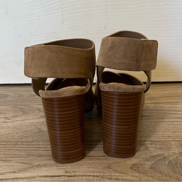 VINCE Farrah Suede Block Heel Sandal - Picture 3 of 9